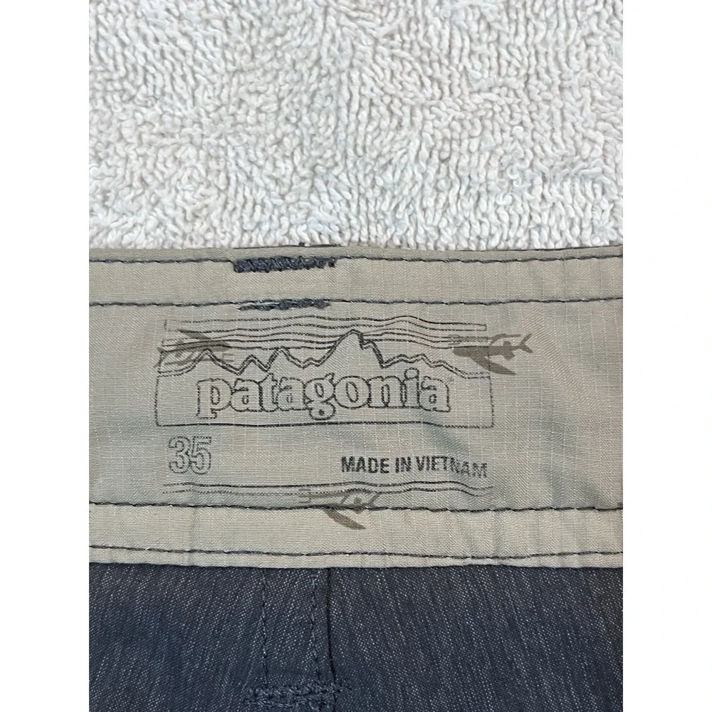 Patagonia Wavefarer Walk Shorts Mens 35 Feather Gray Stretch Casual Golf Swim